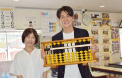 上重さんと鳶坂学長